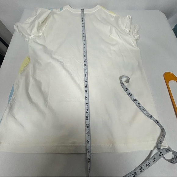 Uniqlo UT x Disney Disnep Hologram Original T-shirt - Picture 10 of 10